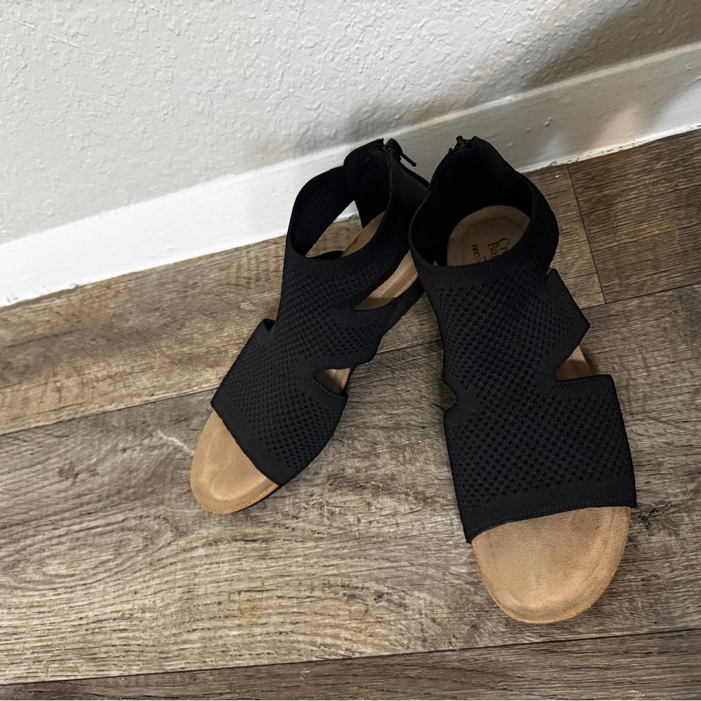 Croft & Barrow Sandals - Picture 4 of 9